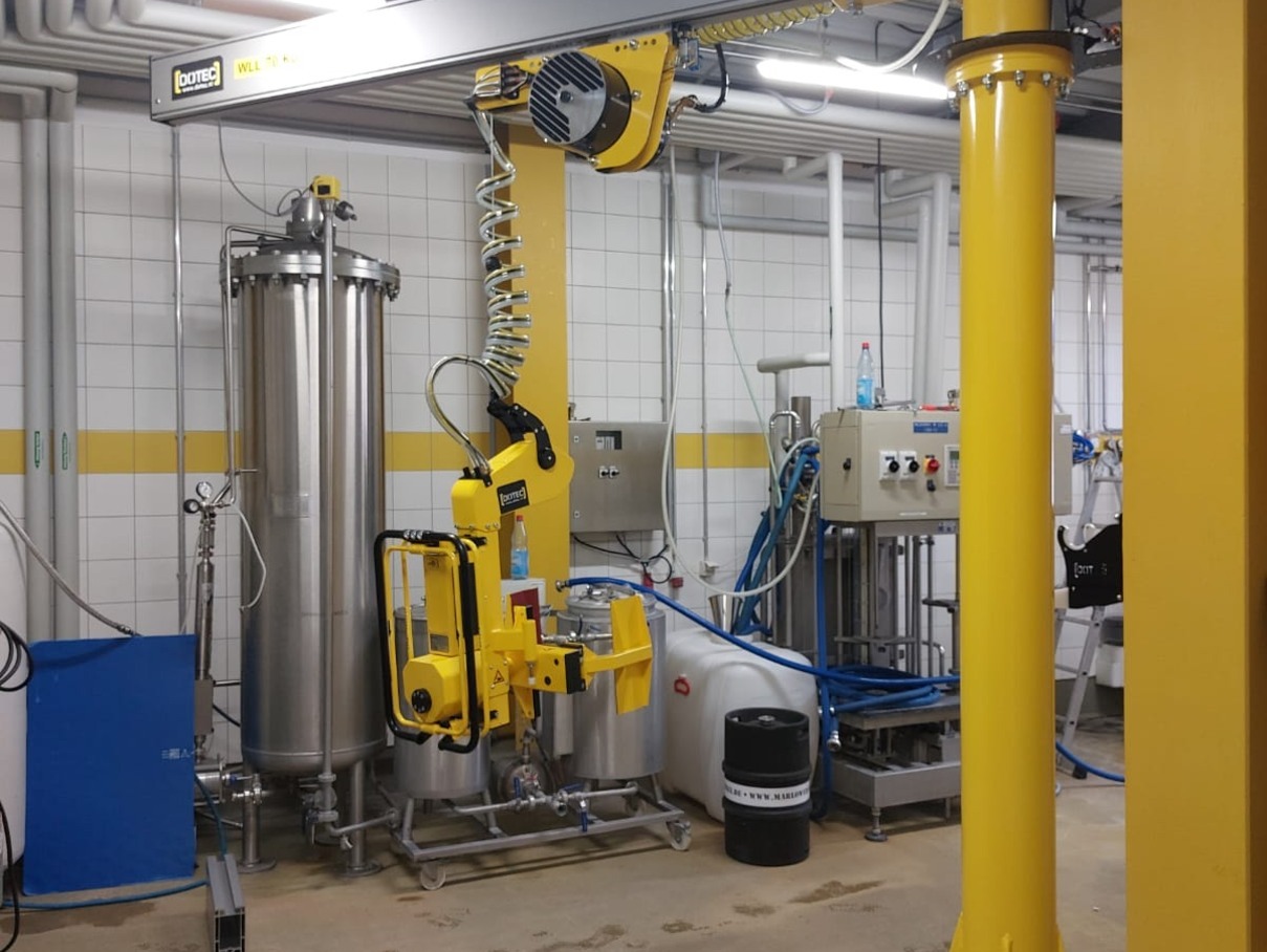 Filling kegs in production